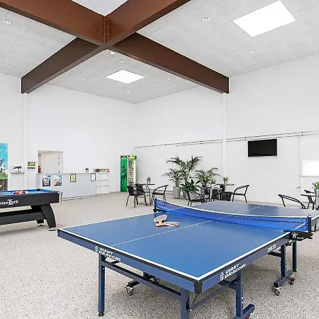 4 Person In Brovst-by Traum