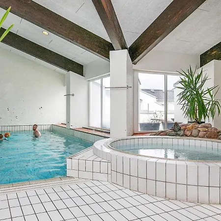 4 Person In Brovst-by Traum * Brovst