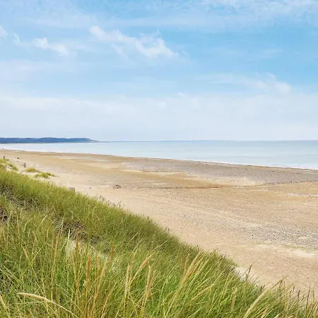 4 Person In Brovst-by Traum