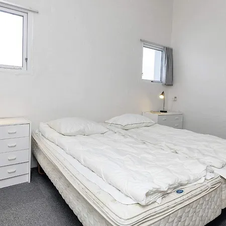 4 Person In Brovst-by Traum Brovst