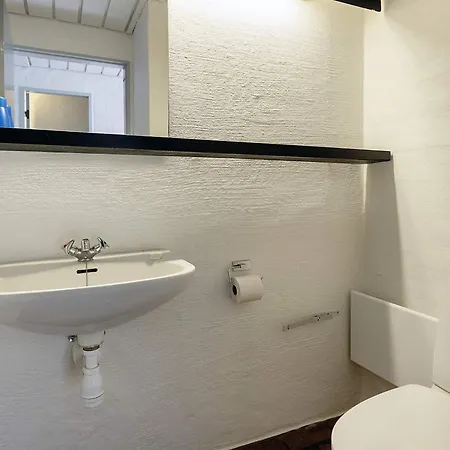 4 Person In Brovst-by Traum * Brovst